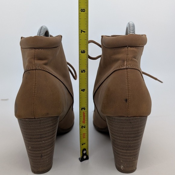Andiamo Women's Tan Lace Up Chunky Heel Ankle Boots Size 8M - Picture 9 of 16